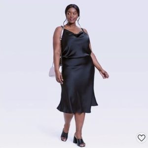 Worn once. Beautiful black dress